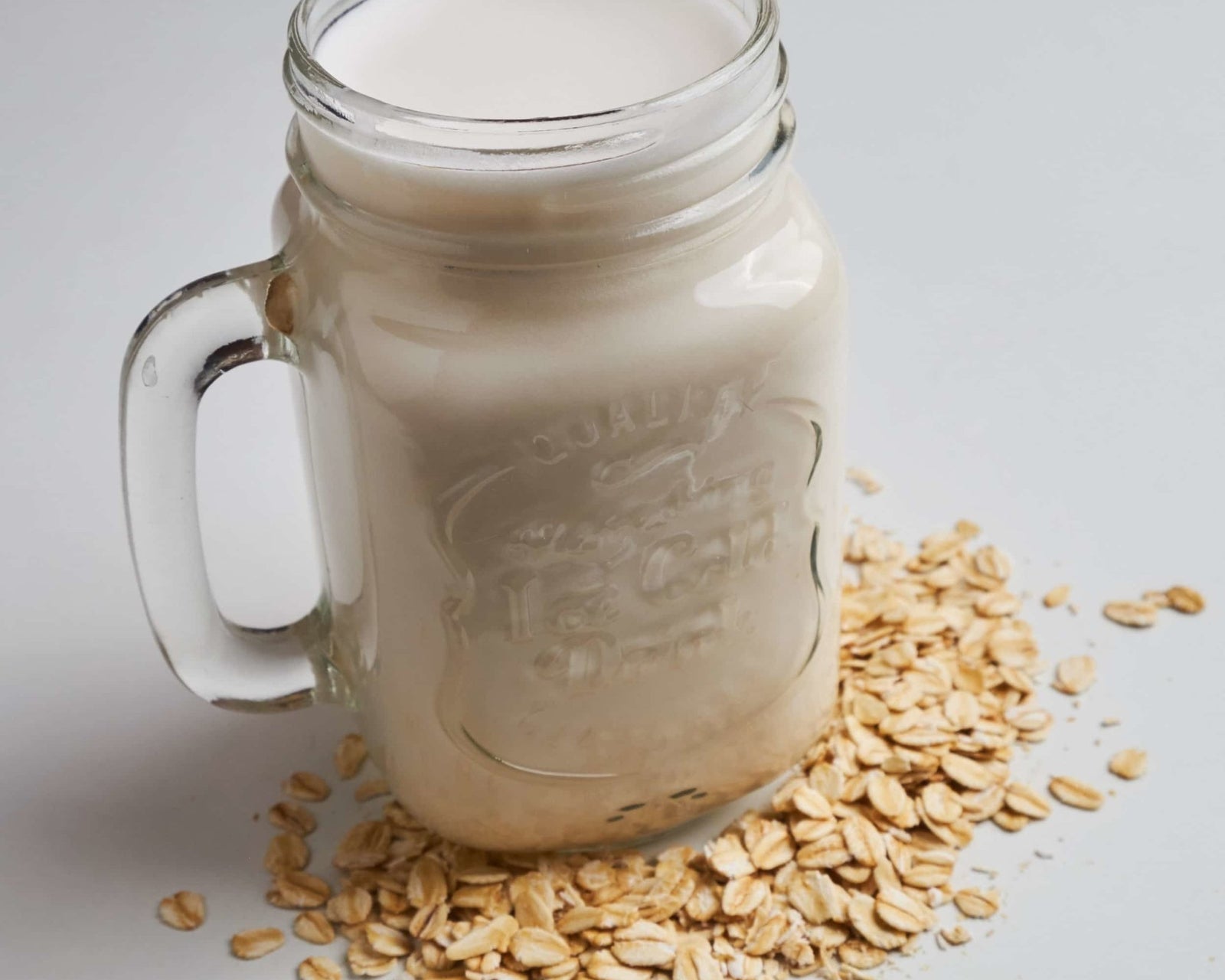 How to Make Oat Milk - Natural Zing