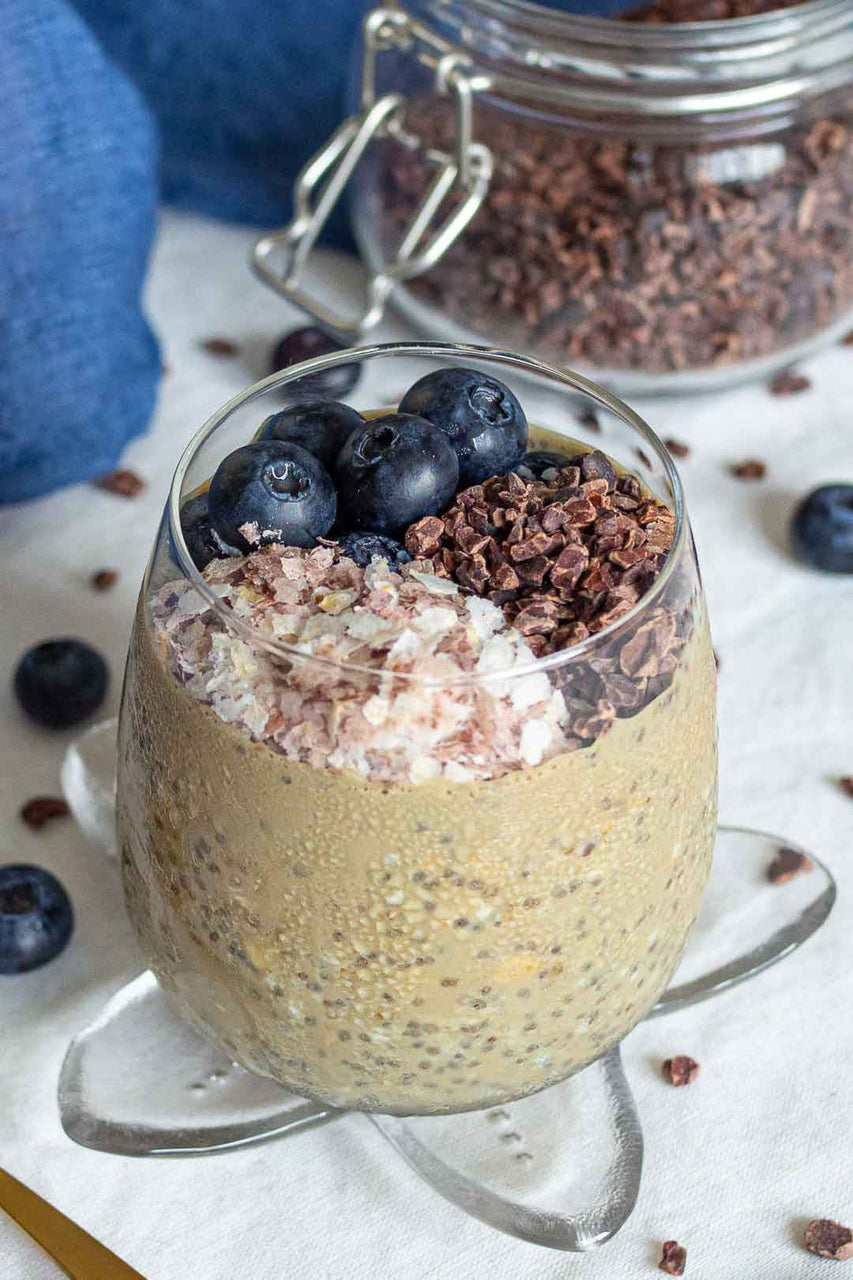Overnight Oats with Cacao Nibs - Natural Zing