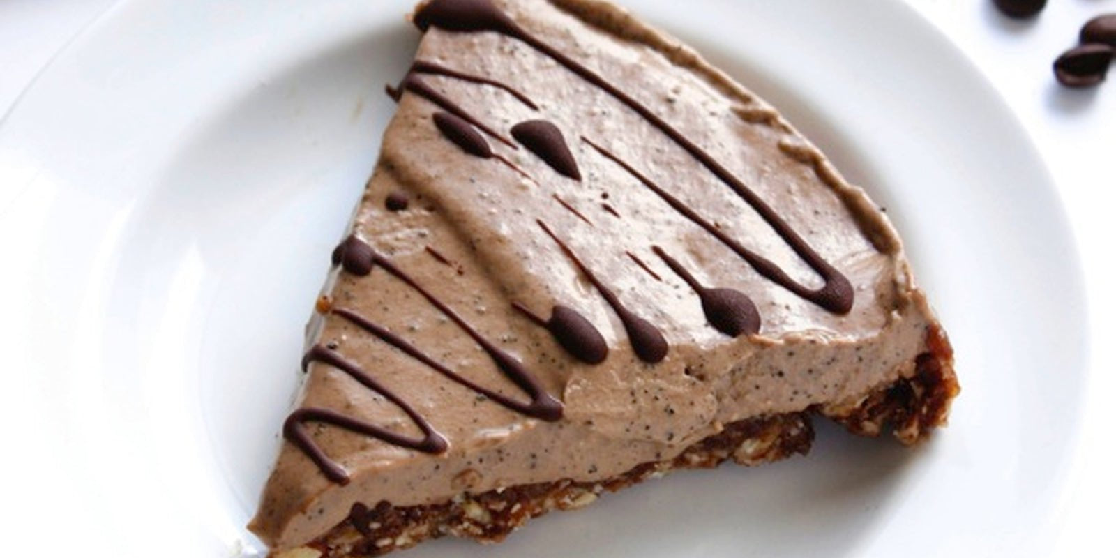 Creamy Raw Vegan Chocolate Espresso Pie - Natural Zing